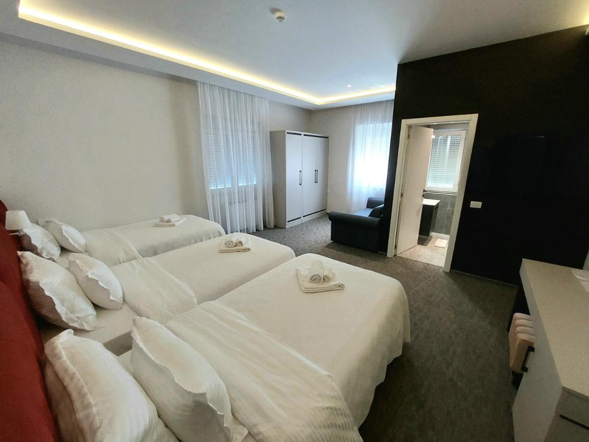 Hotel Cataleya Šabac エクステリア 写真