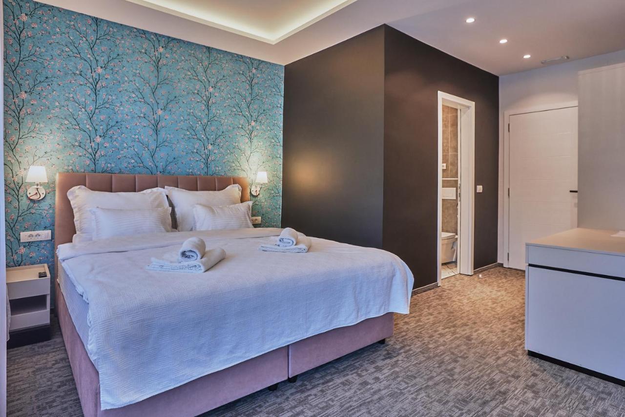 Hotel Cataleya Šabac エクステリア 写真