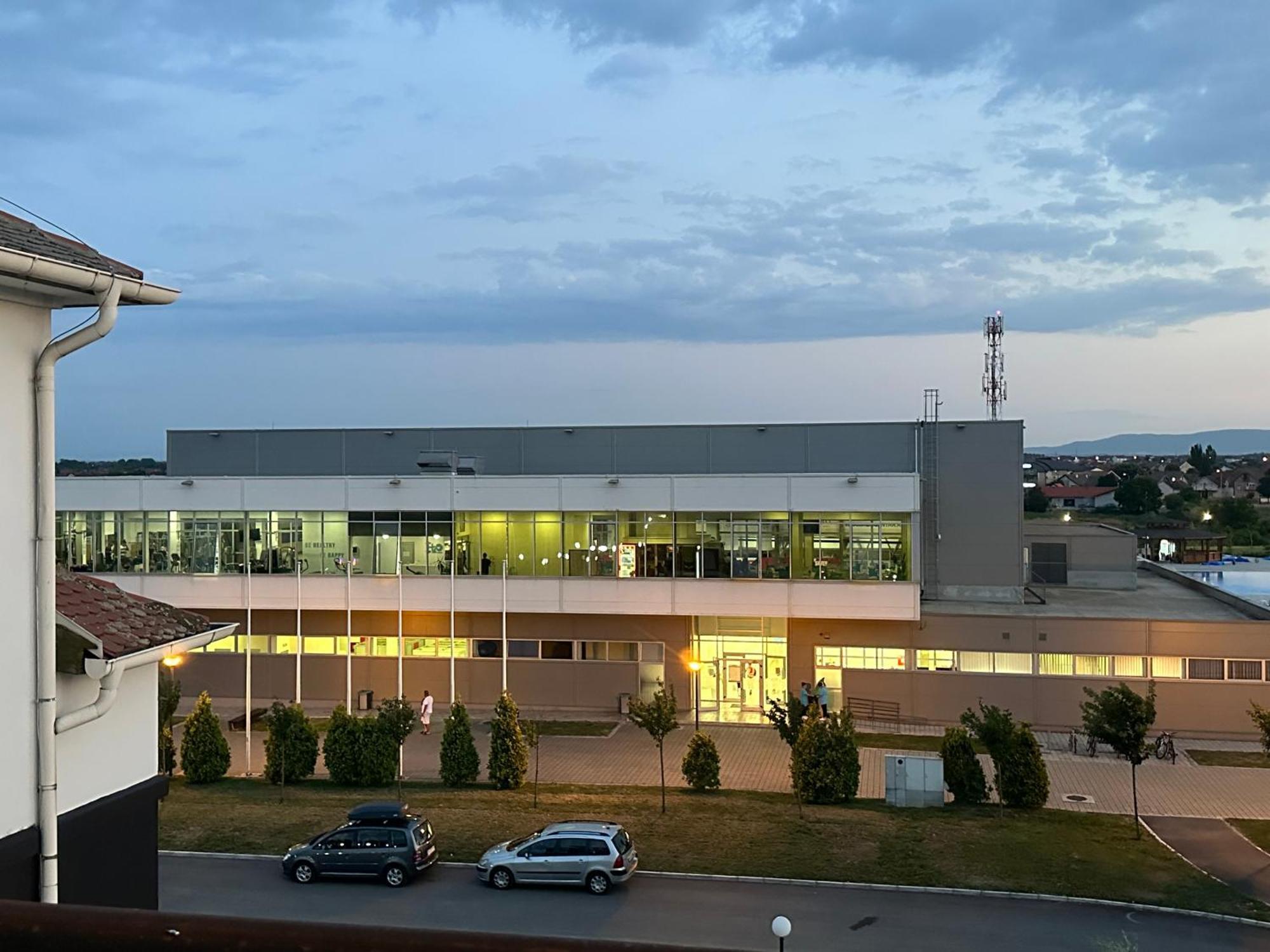 Hotel Cataleya Šabac エクステリア 写真