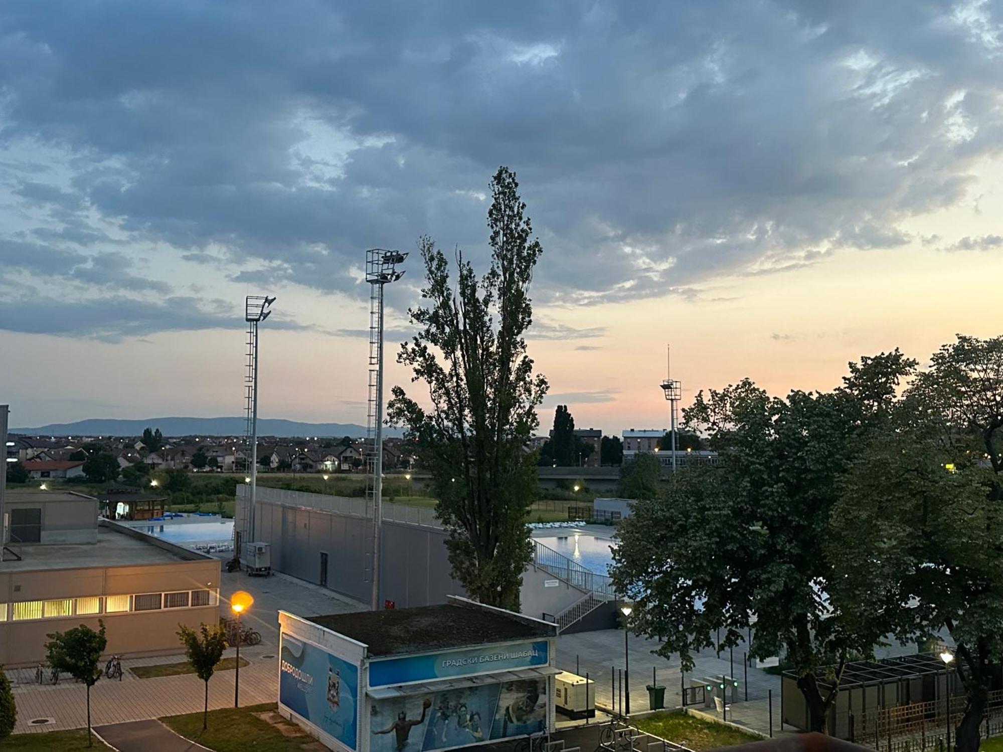 Hotel Cataleya Šabac エクステリア 写真